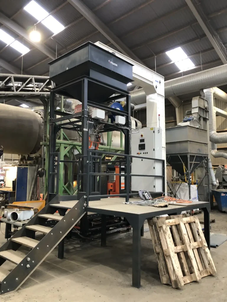 Montering af Z-kop elevator, vejecelle og platform